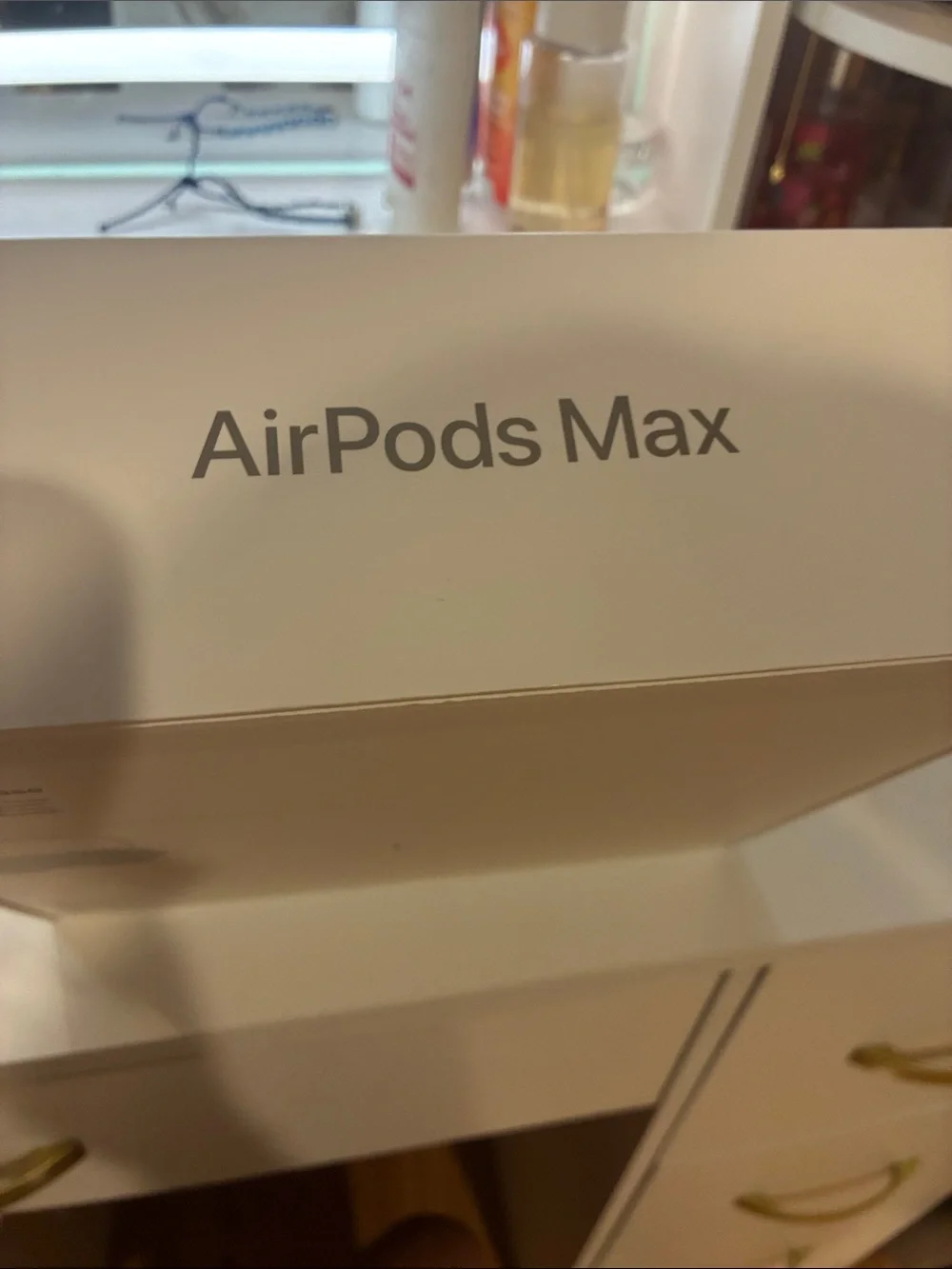 Apple AirPods Max - Champagne Gold Over-Ear Headphones